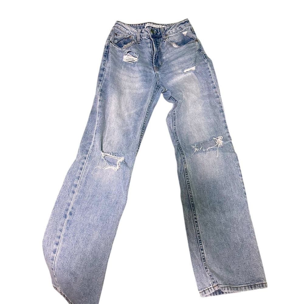 Tinseltown women’s jeans. Great condition-worn